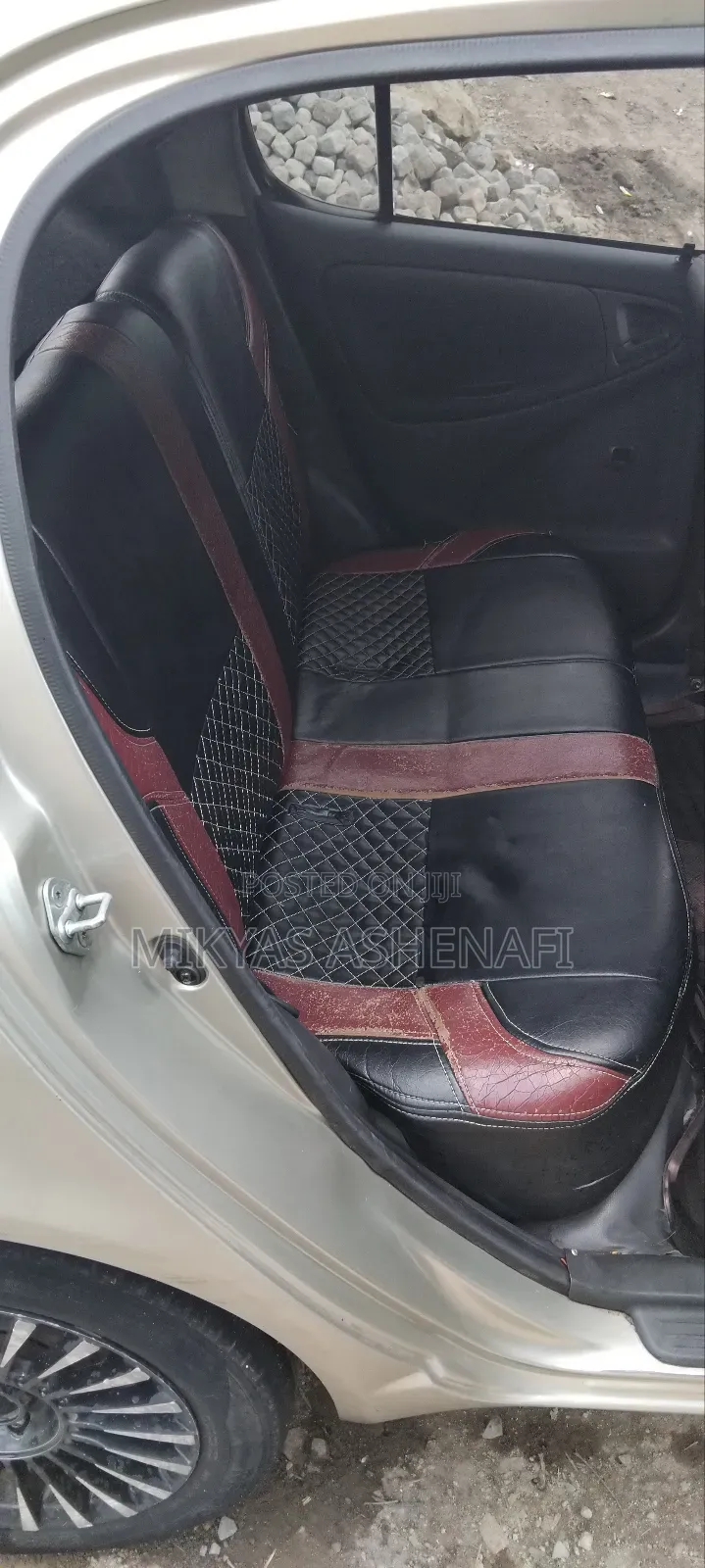 Toyota Vitz 1.0 FWD 3dr 2002 Gold