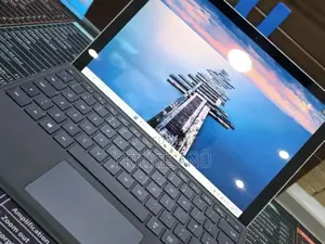 New Laptop Microsoft Surface Pro 7 8GB Intel Core I5 SSD 256GB