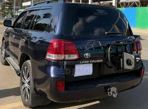 Toyota Land Cruiser 2009 Black