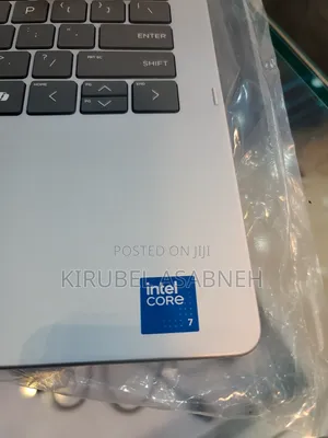 New Laptop HP OmniBook 5 Flip 14-Fp0023dx 16GB Intel Core 7 SSD 512GB