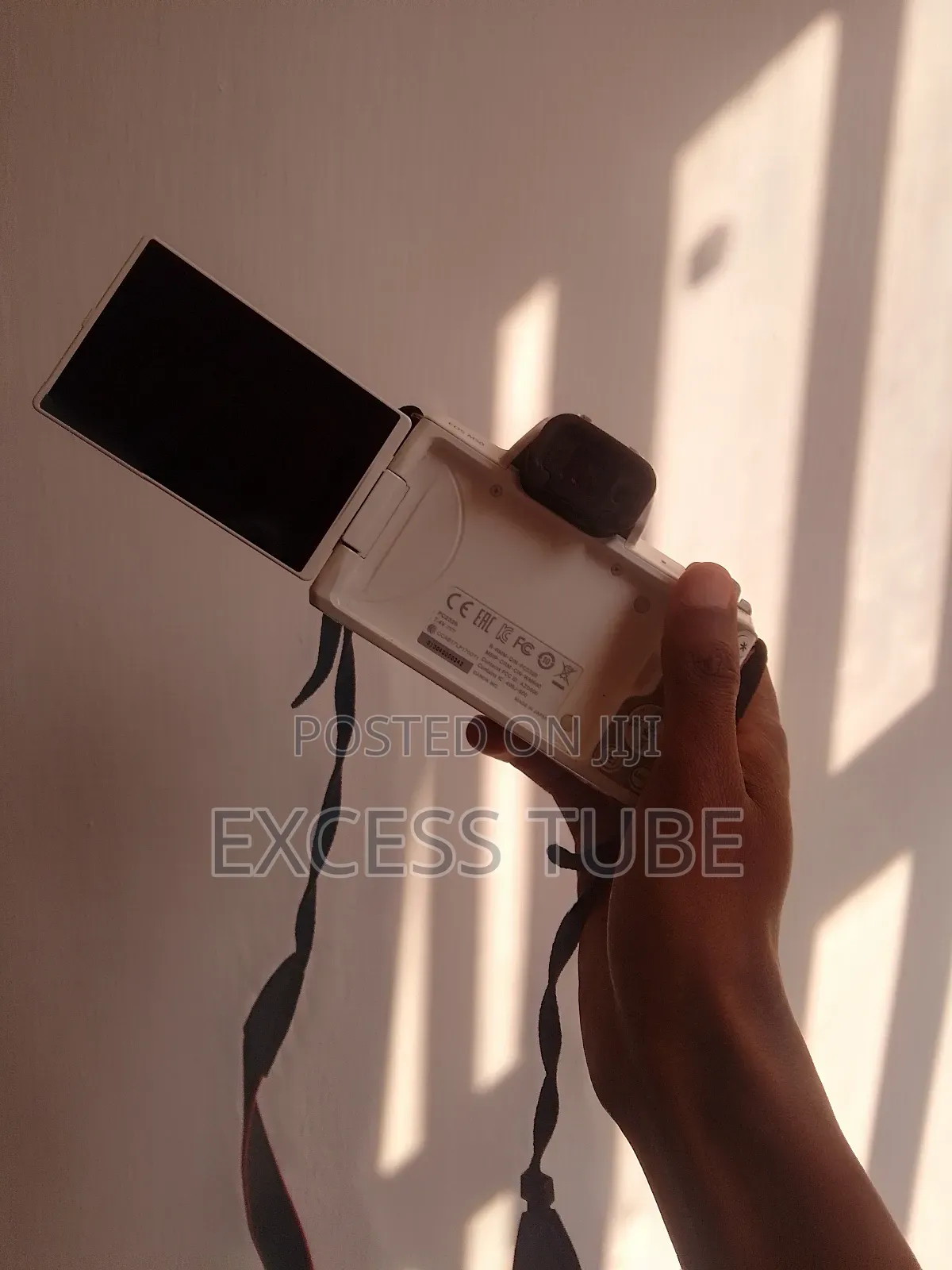 Canon M50 Mirrorless Camera