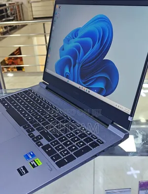 New Laptop HP Omen 15 16GB Intel Core I7 SSD 16 GB