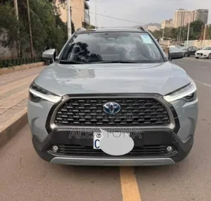 Toyota Corolla Cross Hybrid 2024 Gray