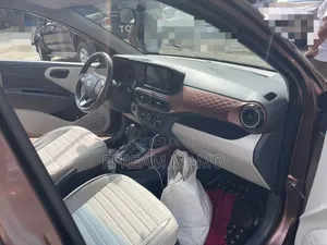 Hyundai I10 2021 Brown