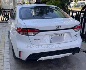 Toyota Corolla 2022 White