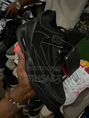 Photo - Air Jordan 3 Retro × Travis Scoot Men's Shoe