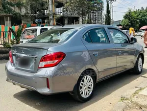 Mitsubishi Attrage 2020 Silver