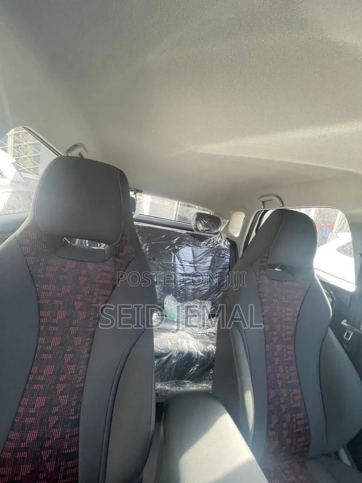 New BYD E2 43 kWh 94 hp FWD 2024 Gray