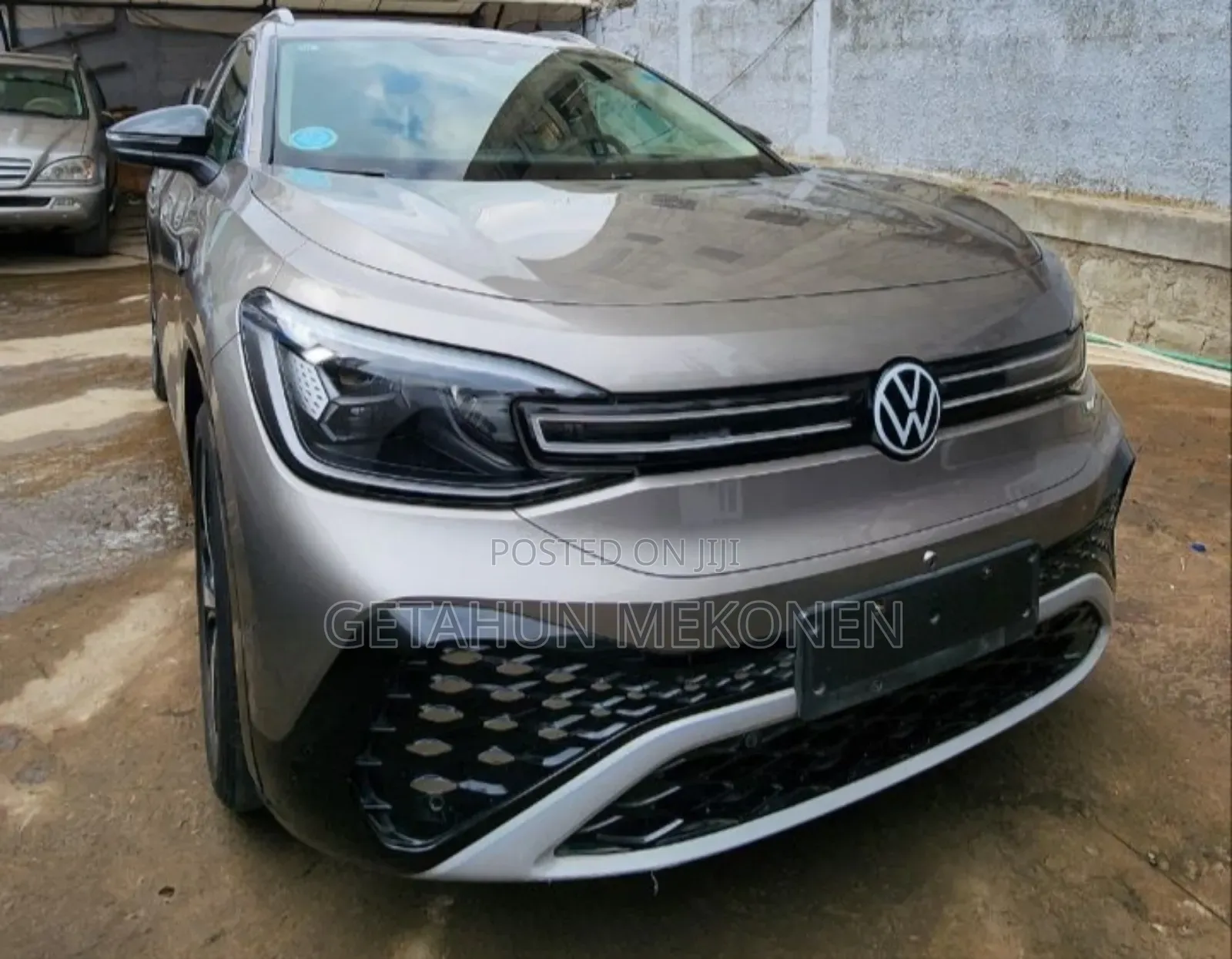 New Volkswagen ID.6 2025 Gold