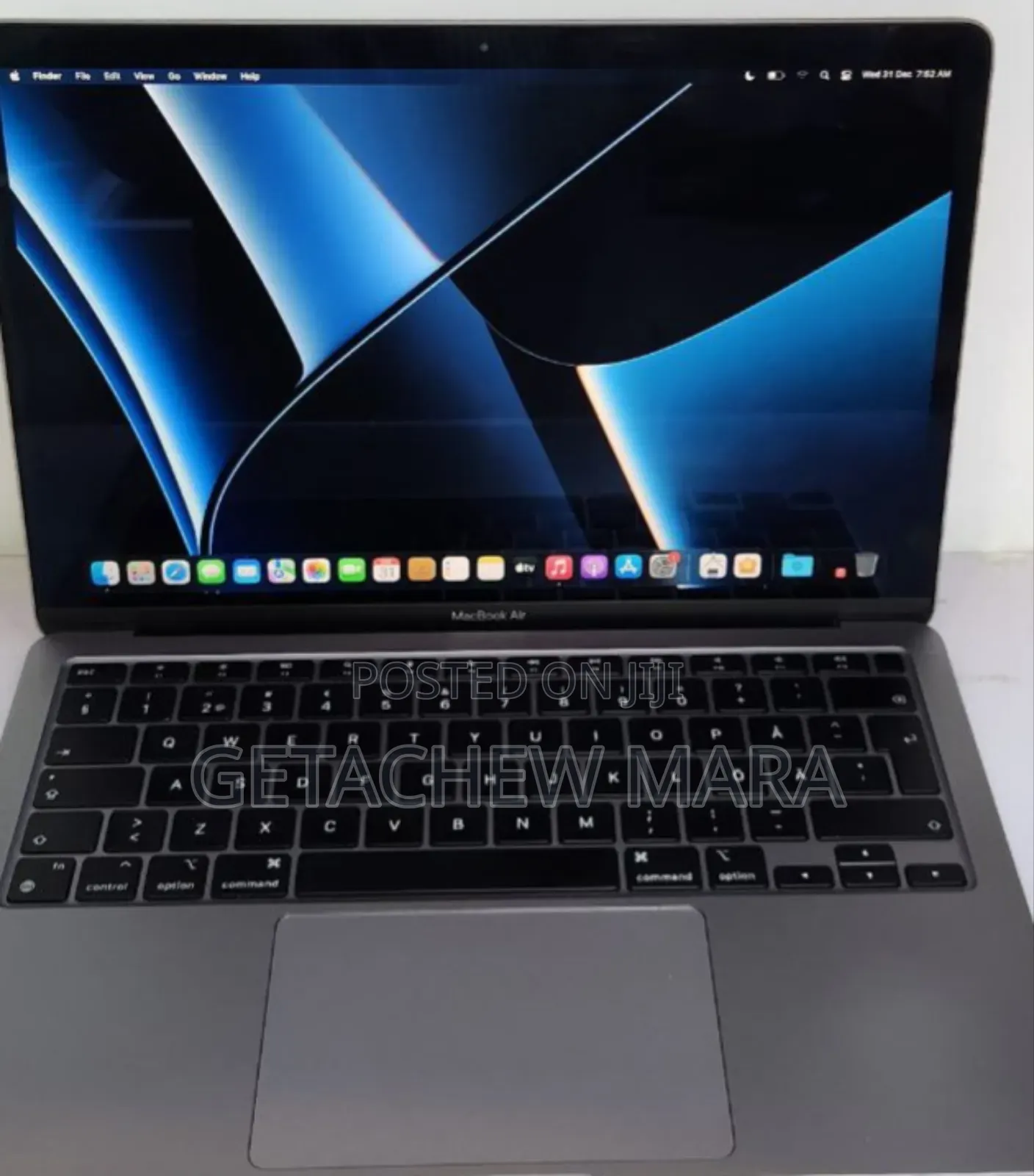New Laptop Apple MacBook Air 2020 M1 16GB Intel SSD 256GB