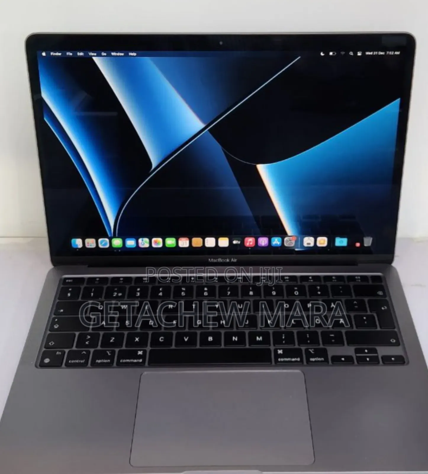New Laptop Apple MacBook Air 2020 M1 16GB Intel SSD 256GB