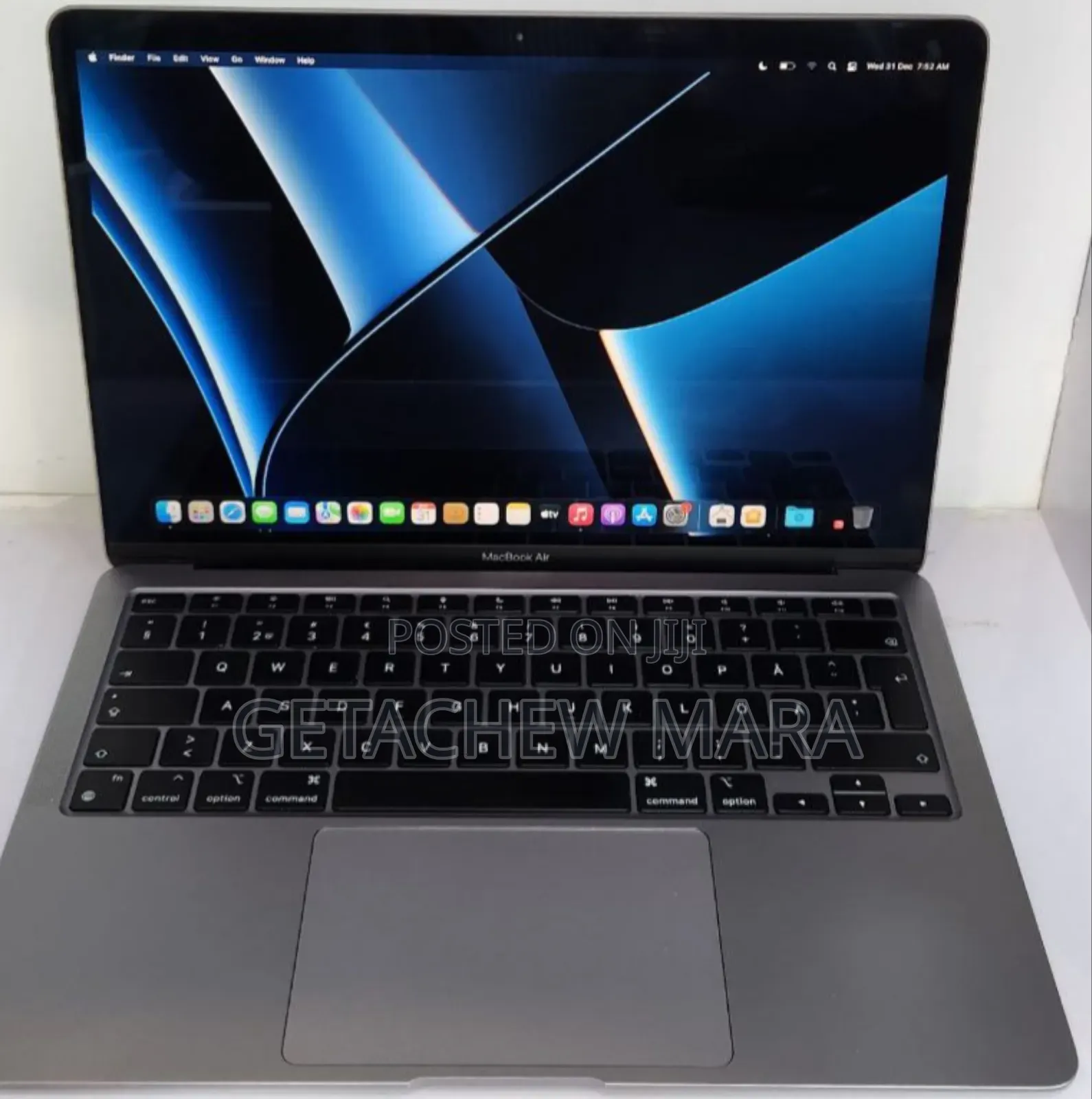 New Laptop Apple MacBook Air 2020 M1 16GB Intel SSD 256GB