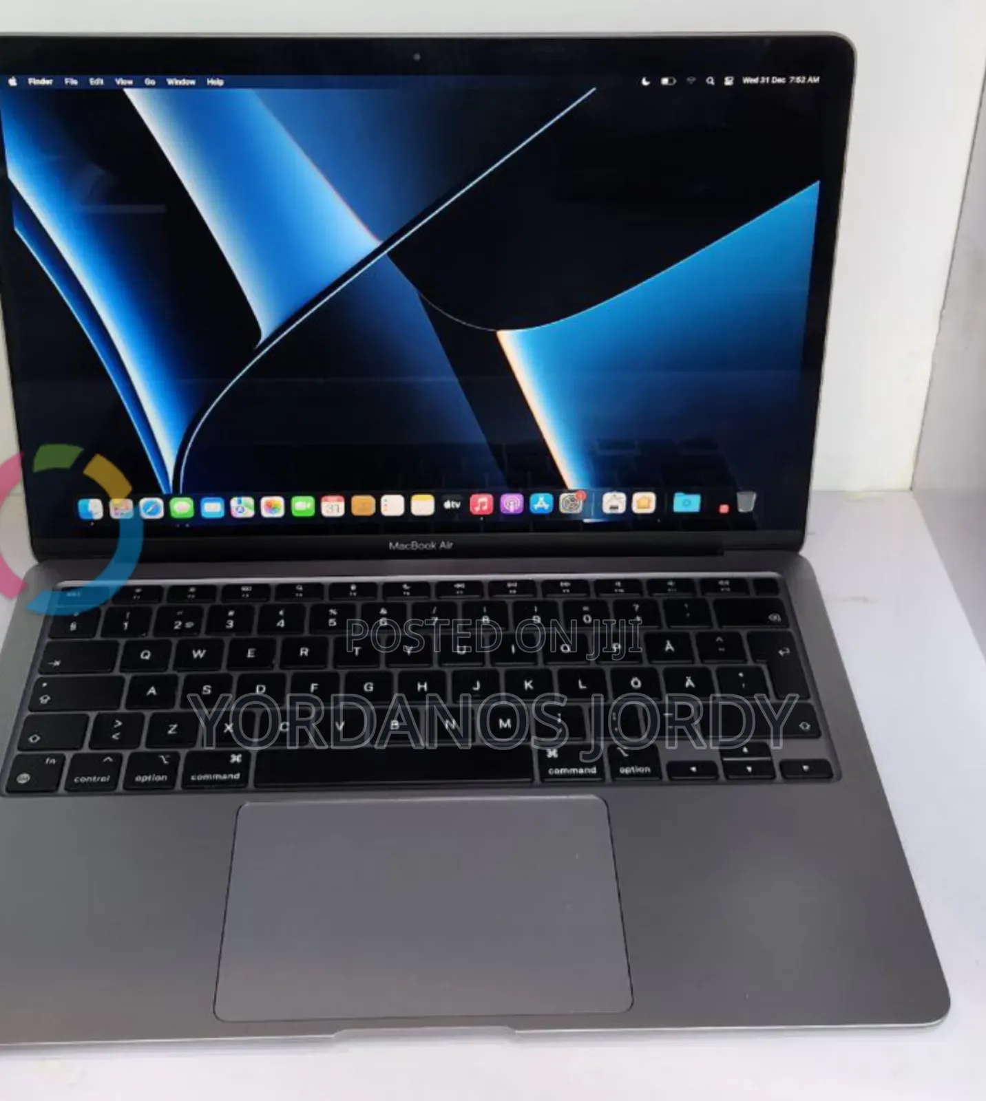 New Laptop Apple MacBook Air 2020 M1 16GB Apple M1 SSD 256GB
