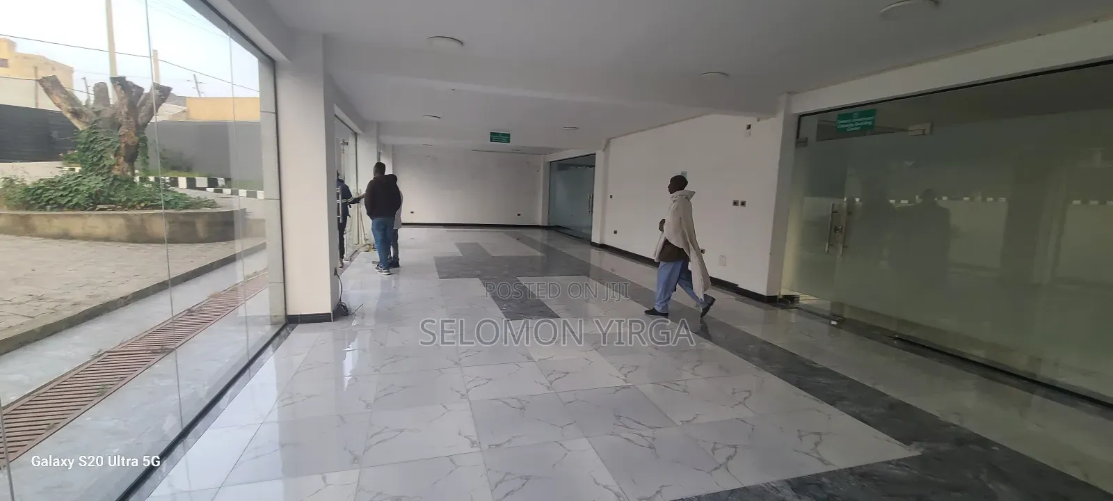 የሚከራይ መጋዘን