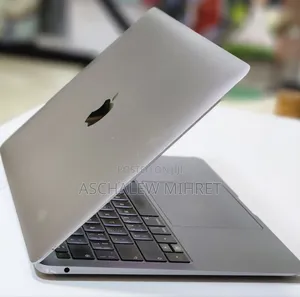 New Laptop Apple MacBook Pro 2019 32GB Intel Core I7 SSD 512GB