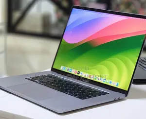 New Laptop Apple MacBook Pro 2019 32GB Intel Core I7 SSD 512GB