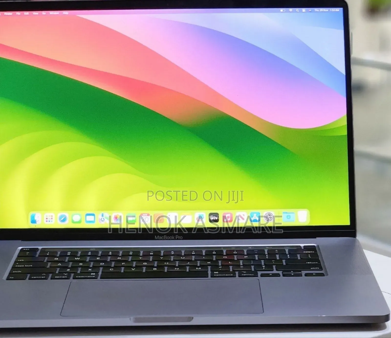 New Laptop Apple MacBook Pro 2019 16GB Intel Core I7 SSD 512GB