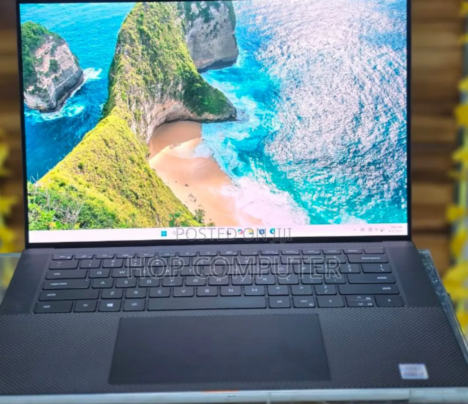 New Laptop Dell XPS 15 16GB Intel Core I7 SSD 512GB