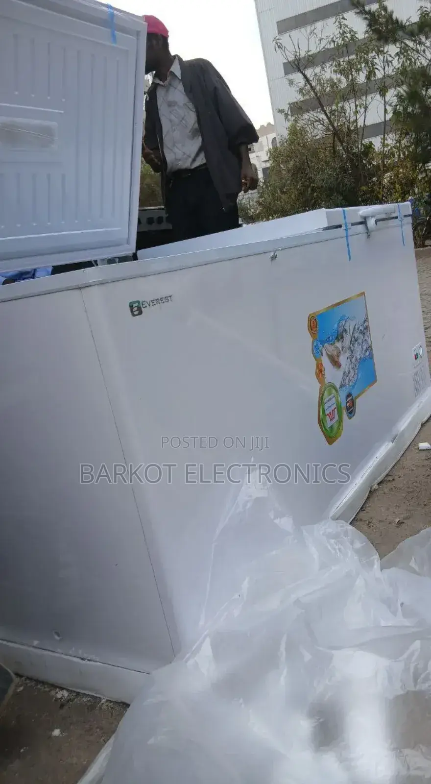 Everest Chest Freezer Model Cer 780l Best Brand New Bale Hulet Tkafach