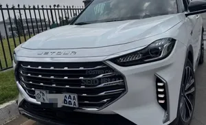 Photo - Jetour X70 Plus 2022 White