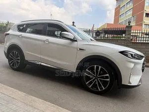 Jetour X70 Plus 2022 White