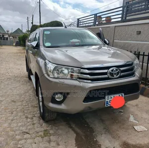 Toyota Hilux Revo Single Cab Deisel 2.4 RWD 2019 Gold