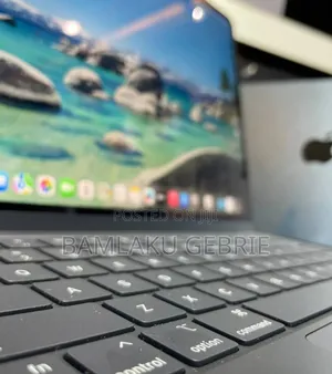 New Laptop Apple MacBook Air 2024 M3 13-Inch 8GB Apple M3 SSD 256GB