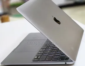 New Laptop Apple MacBook Pro 2019 32GB Intel Core I9 SSD 512GB
