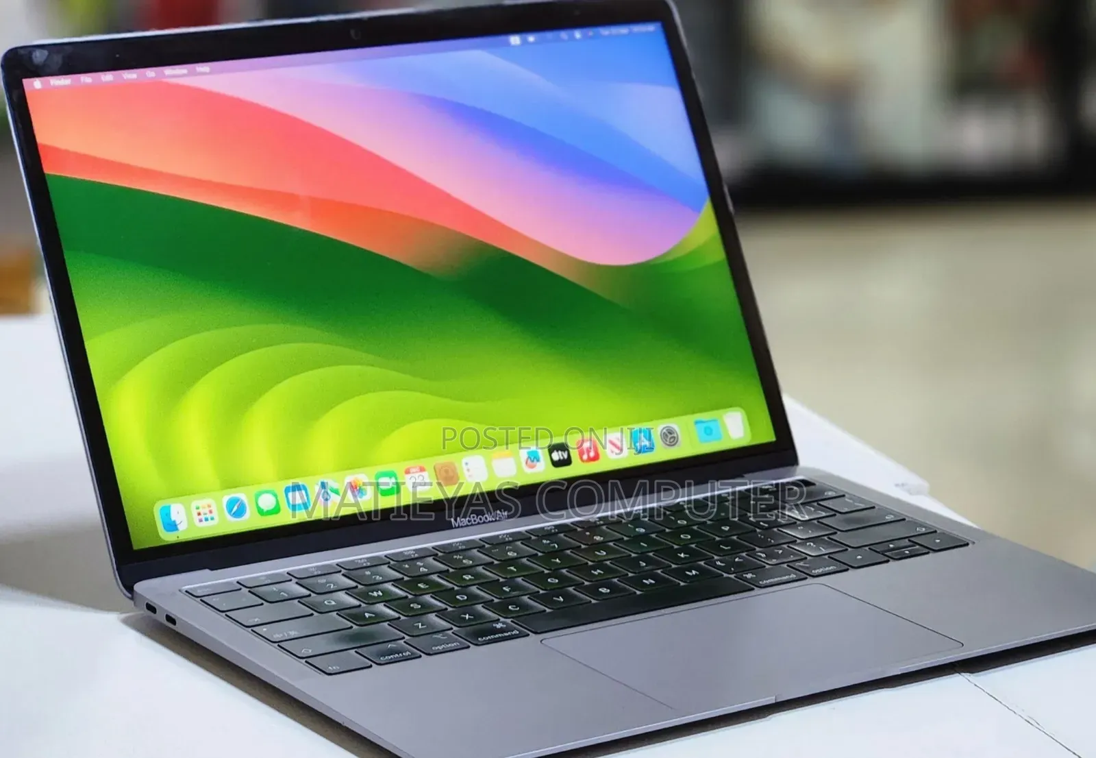 New Laptop Apple MacBook Pro 2019 32GB Intel Core I7 SSD 512GB