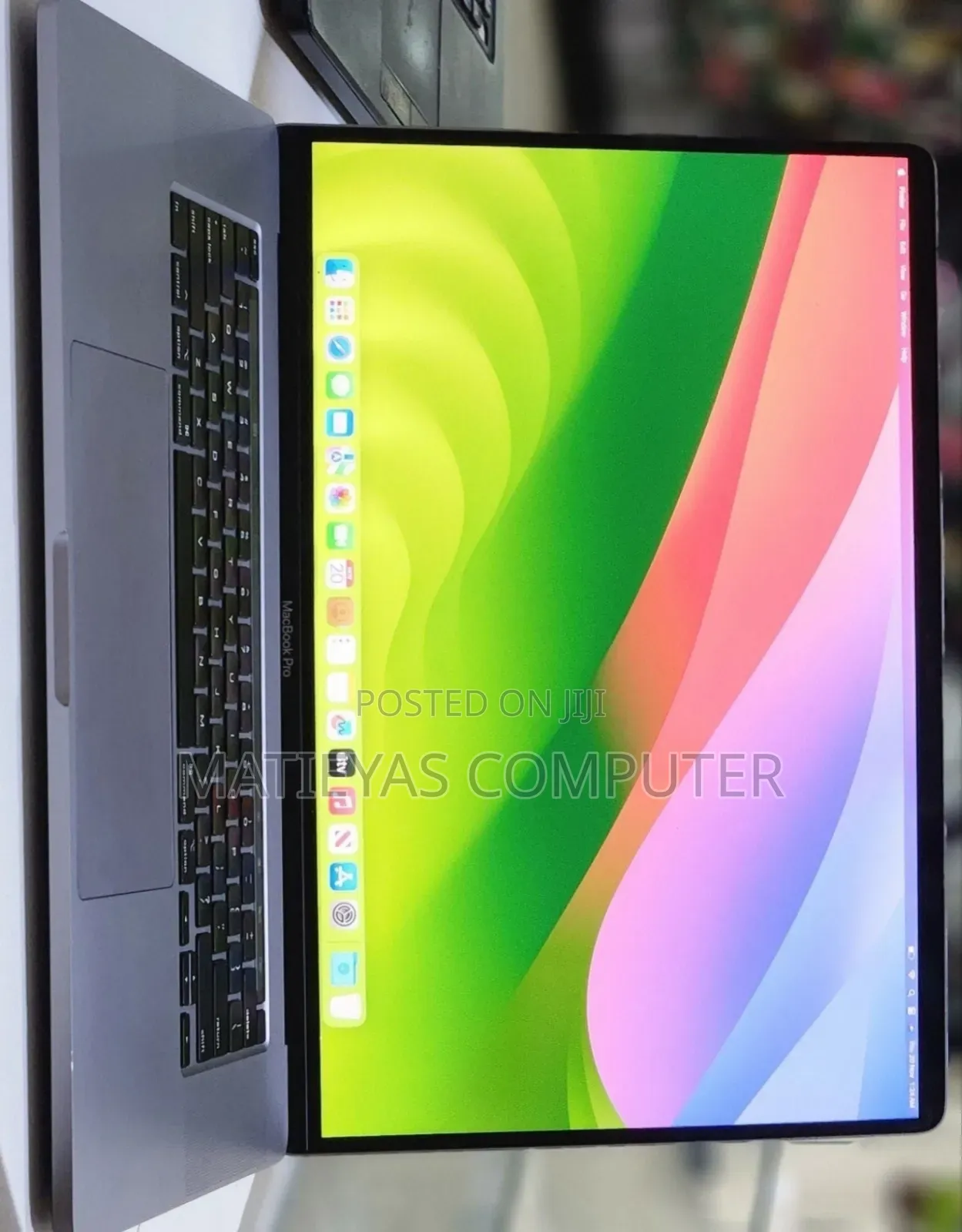 New Laptop Apple MacBook Pro 2019 32GB Intel Core I7 SSD 512GB