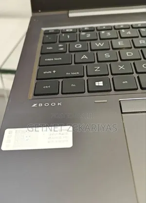 New Laptop HP ZBook Firefly 15 G7 32GB Intel Core I7 SSD 512GB