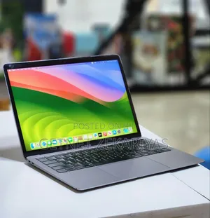 New Laptop Apple MacBook Pro 2019 32GB Intel Core I7 SSD 512GB