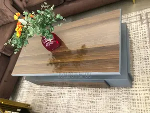 እብድ እብድ ያሉ Center Tablochn ከኛ ጋር በተመጣጣኝ ዋጋ ያግኙ