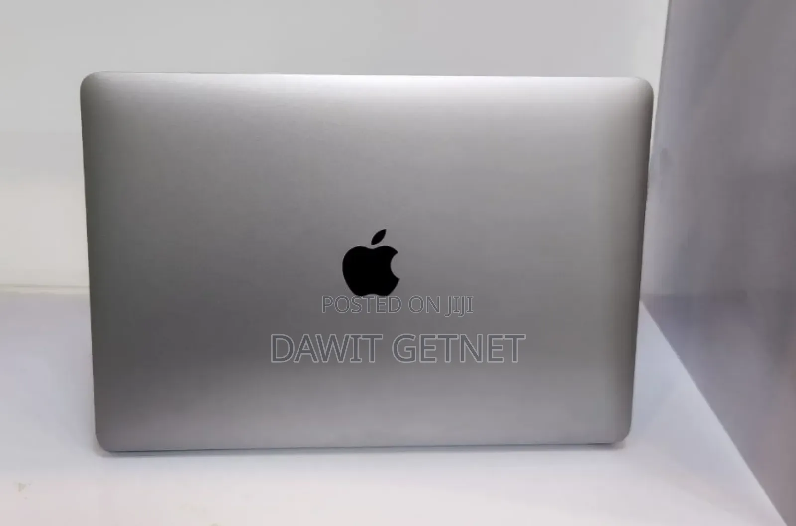 New Laptop Apple MacBook Air 2020 M1 16GB Apple M1 SSD 256GB