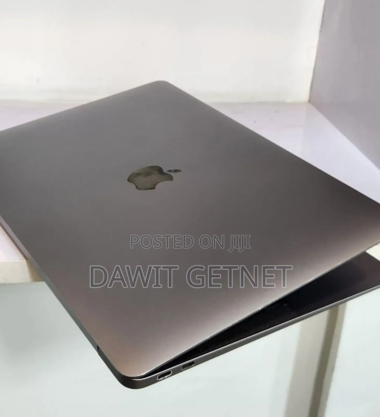 New Laptop Apple MacBook Air 2020 M1 16GB Apple M1 SSD 256GB