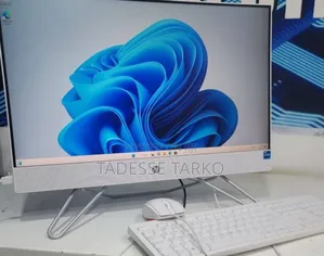 New Laptop HP OmniStudio X All-in-One 8GB Intel Core I5 HDD+SSD 512GB