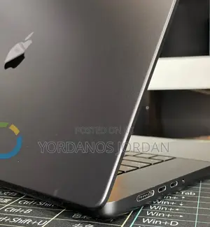 New Laptop Apple MacBook Pro 2024 M4 Max 48GB Apple M4 SSD 2T