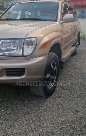 Toyota Land Cruiser 2005 Silver
