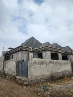 3bdrm House in Akaky Kaliti for sale