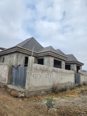 3bdrm House in Akaky Kaliti for sale