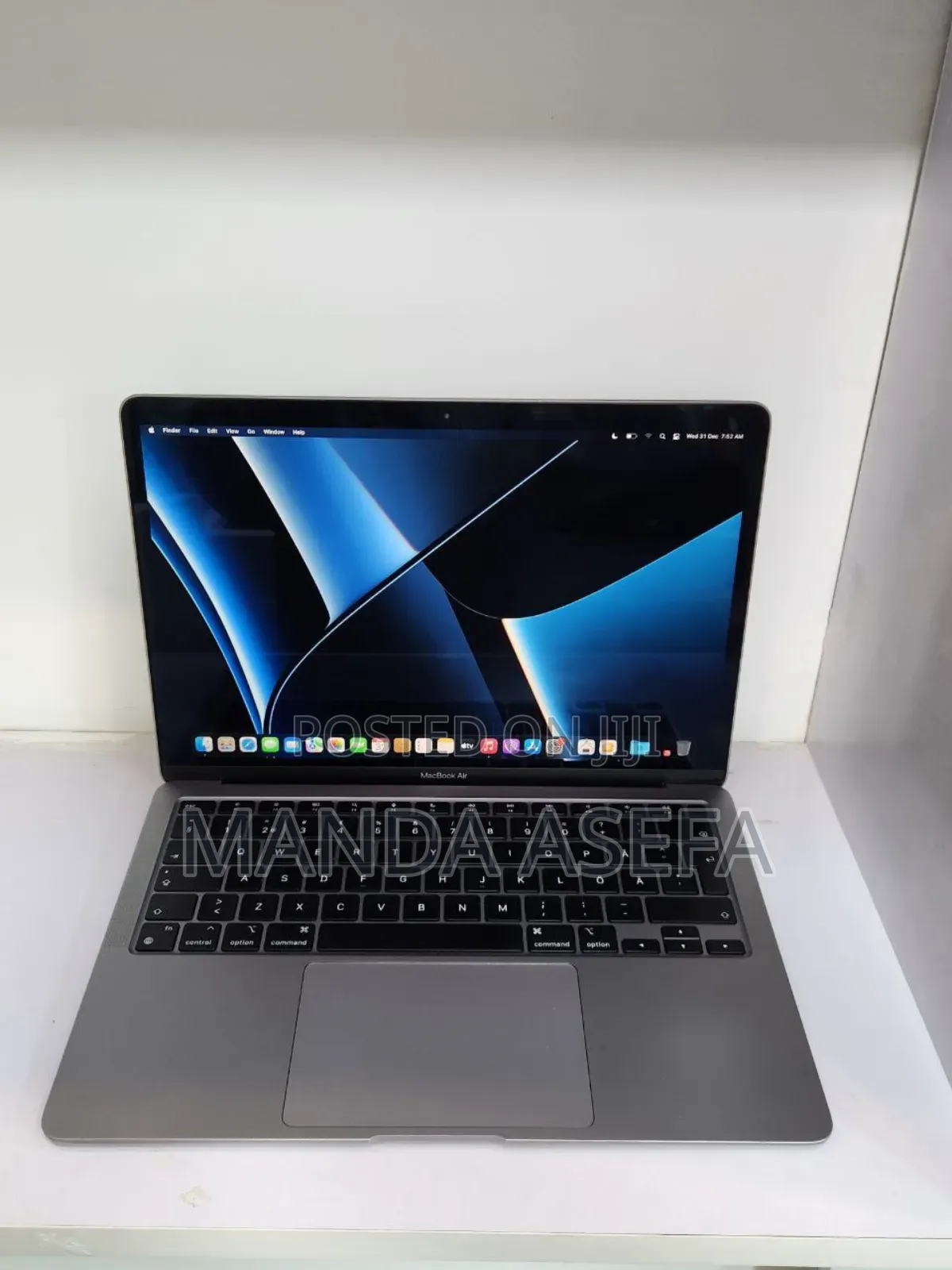 New Laptop Apple MacBook Air 2020 M1 16GB Apple M1 SSD 256GB