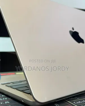 New Laptop Apple MacBook Air 2023 M2 8GB Apple M2 SSD 256GB