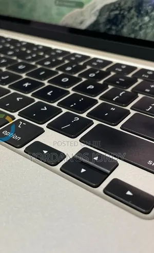 New Laptop Apple MacBook Air 2023 M2 8GB Apple M2 SSD 256GB