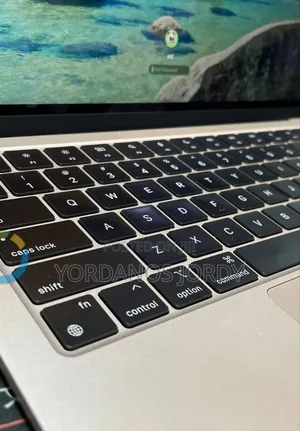 New Laptop Apple MacBook Air 2023 M2 8GB Apple M2 SSD 256GB