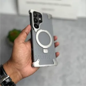 Samsung Galaxy S25 Ultra - ፕሪሚየም ማግኔቲክ ከቨር (Magsafe Case)