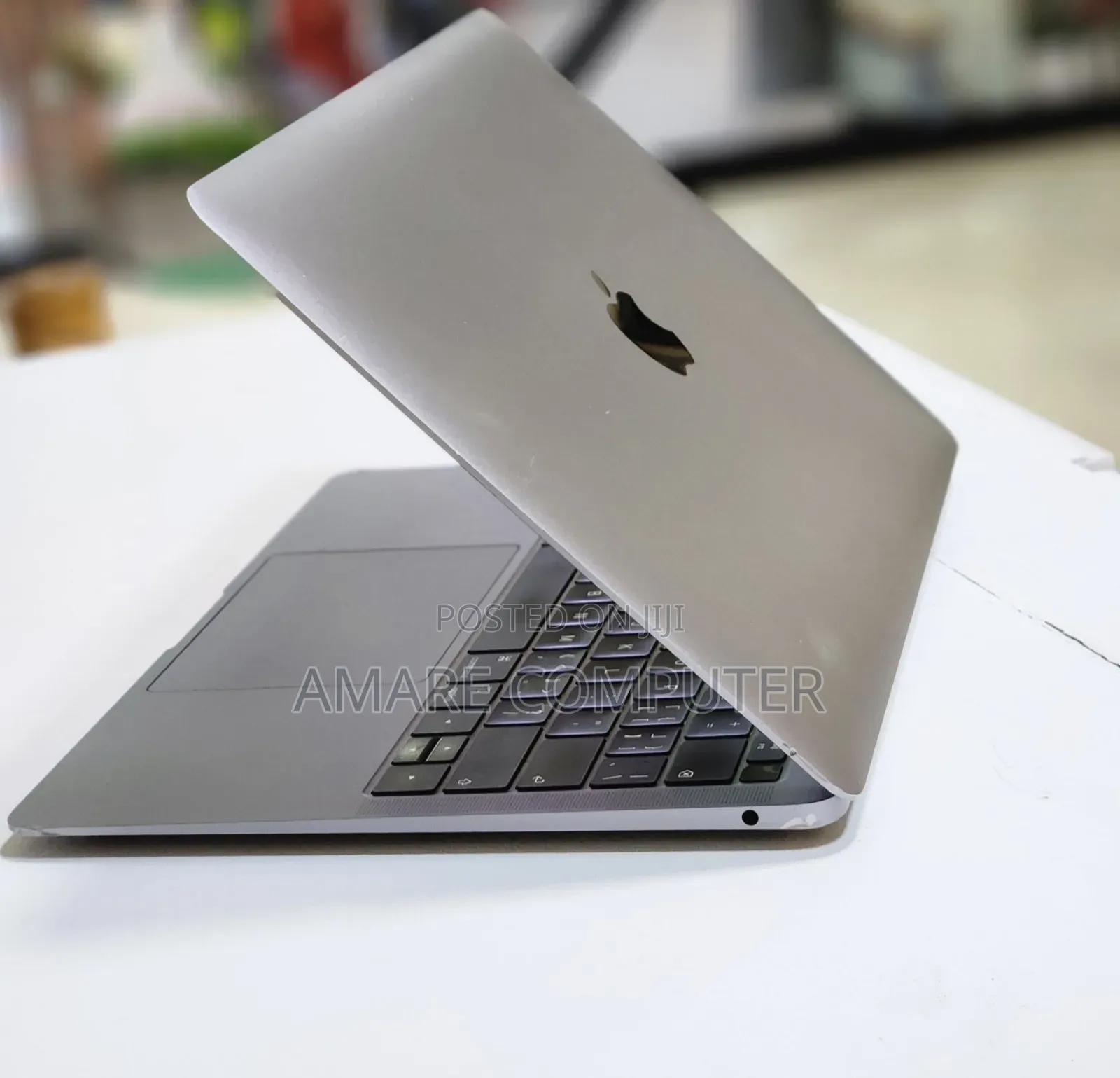 New Laptop Apple MacBook Pro 2019 32GB Intel Core I7 SSD 512GB