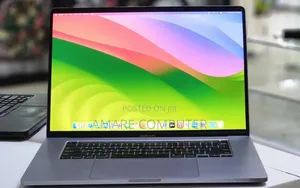 New Laptop Apple MacBook Pro 2019 32GB Intel Core I7 SSD 512GB