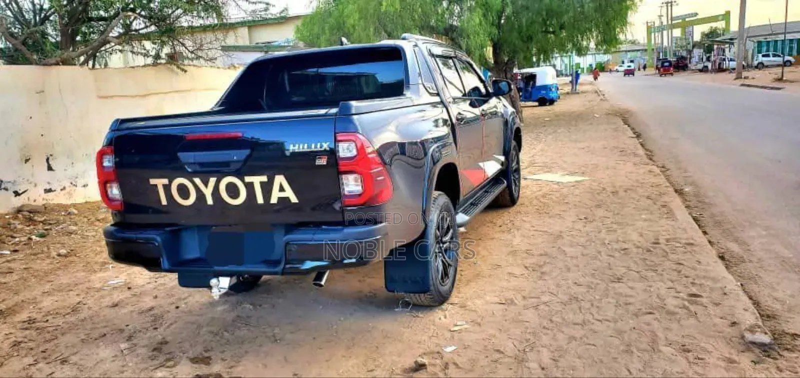 Toyota Hilux 2022 Matt Black
