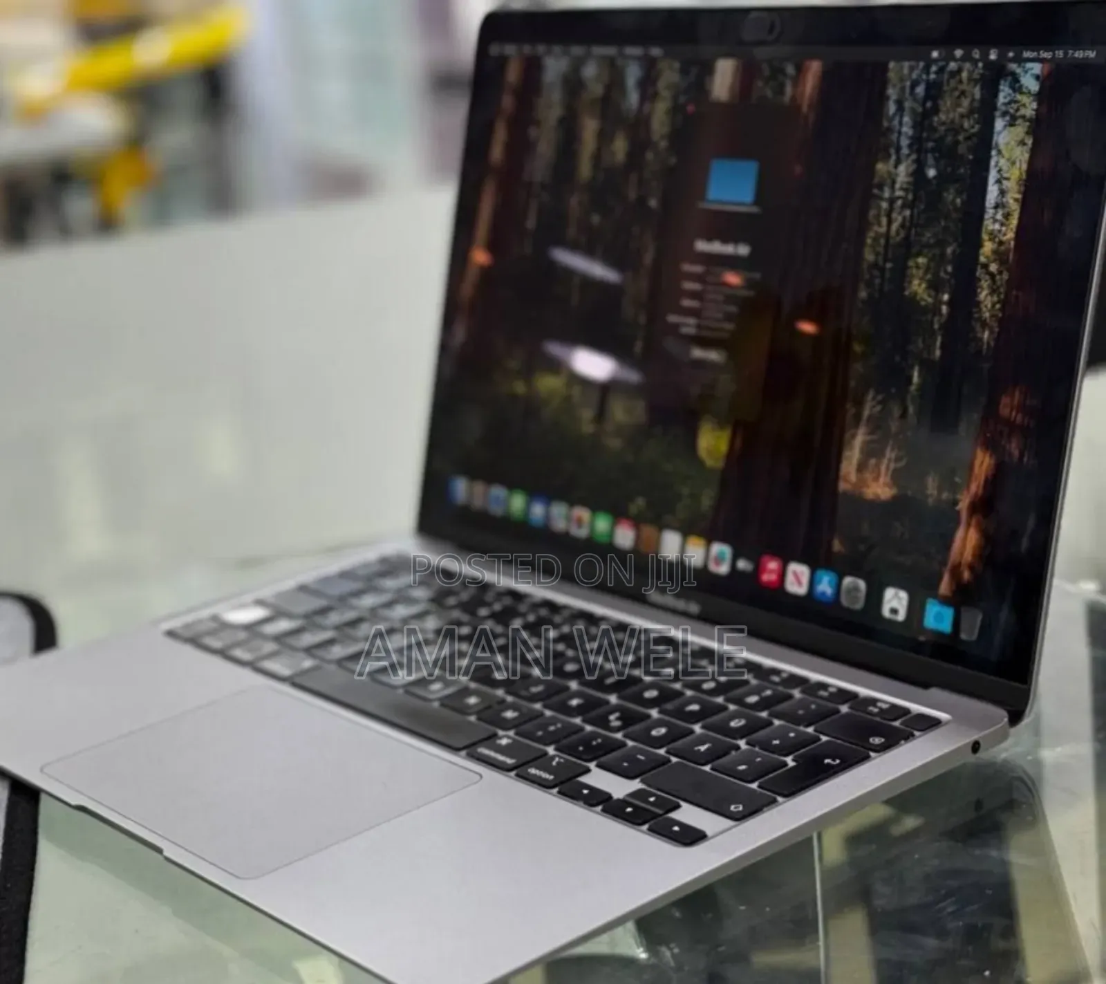 New Laptop Apple MacBook Air 2020 M1 8GB Intel Core I3 SSD 256GB