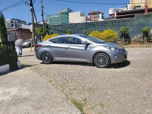 Hyundai Avante 2015 Gray
